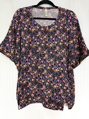 Celeste Floral Scoop-Neck Women's Top in Navy with Pink & Gold Flowers Size 1X